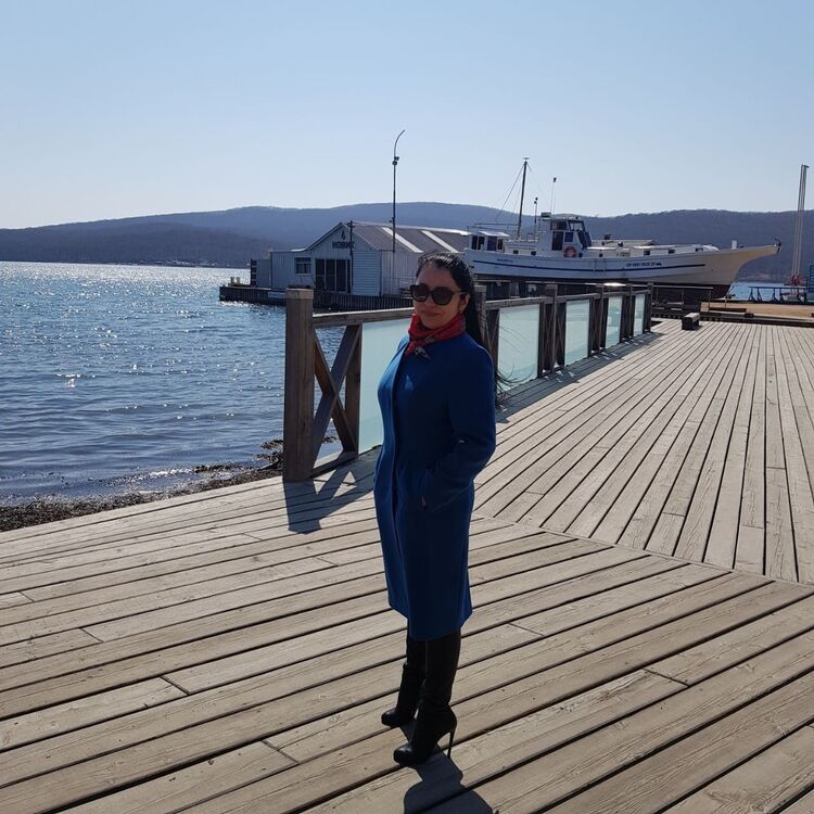  ,   Elena, 51 ,   ,   , c 
