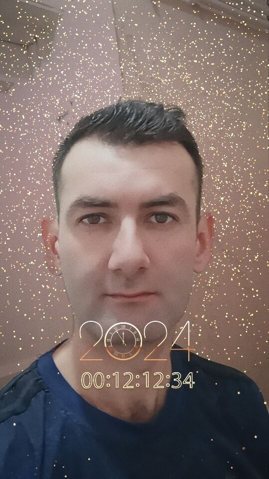  40227729  , 34 ,    