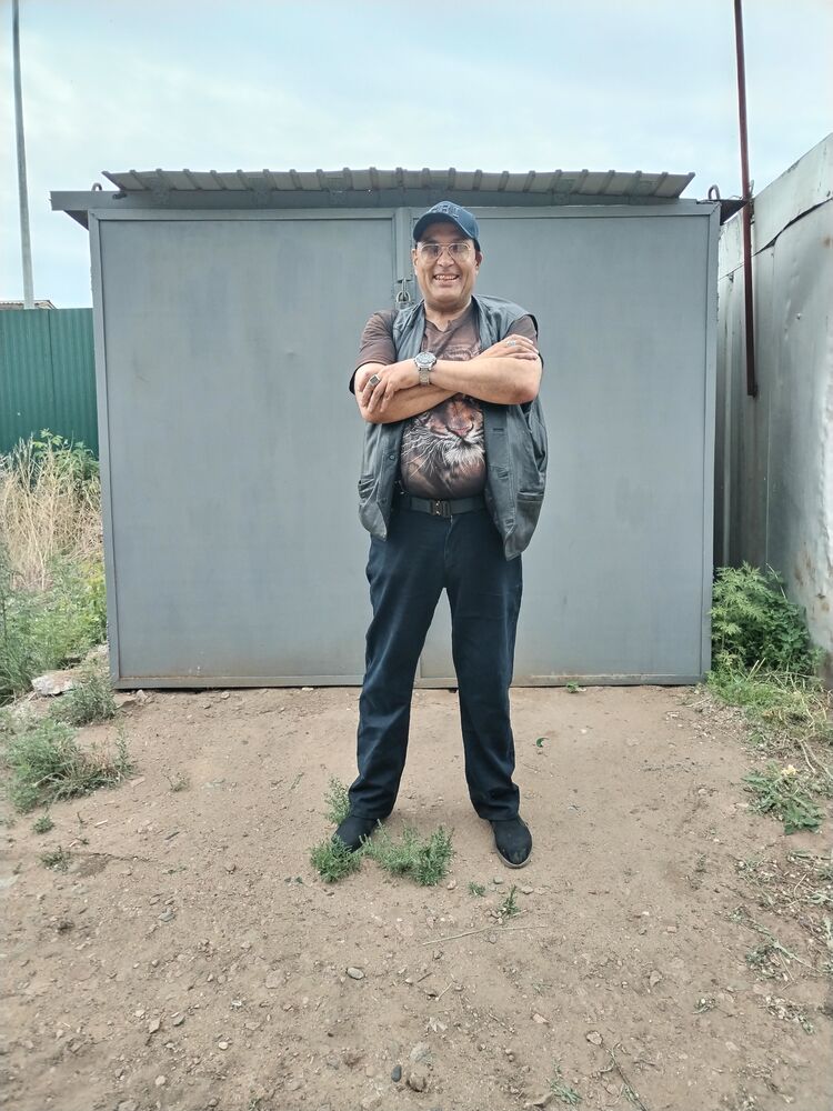  36481379  Alexandr, 54 ,    -