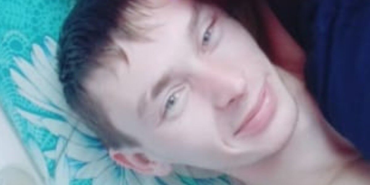  19352779  Vasya, 45 ,    