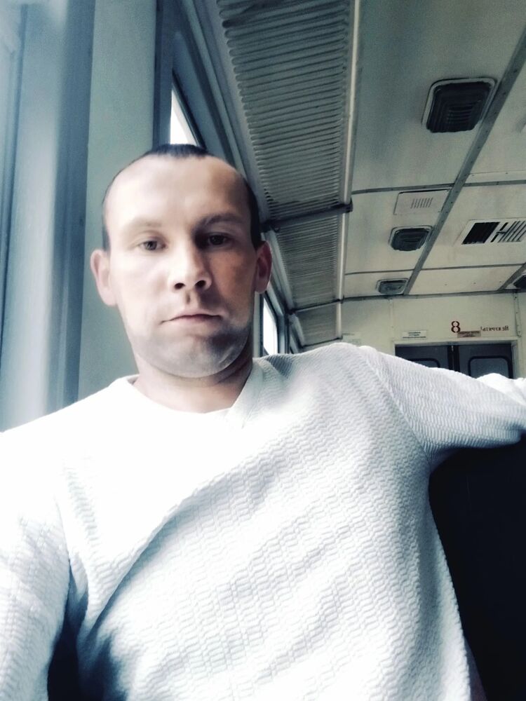  ,   Vasilii, 33 ,   ,   