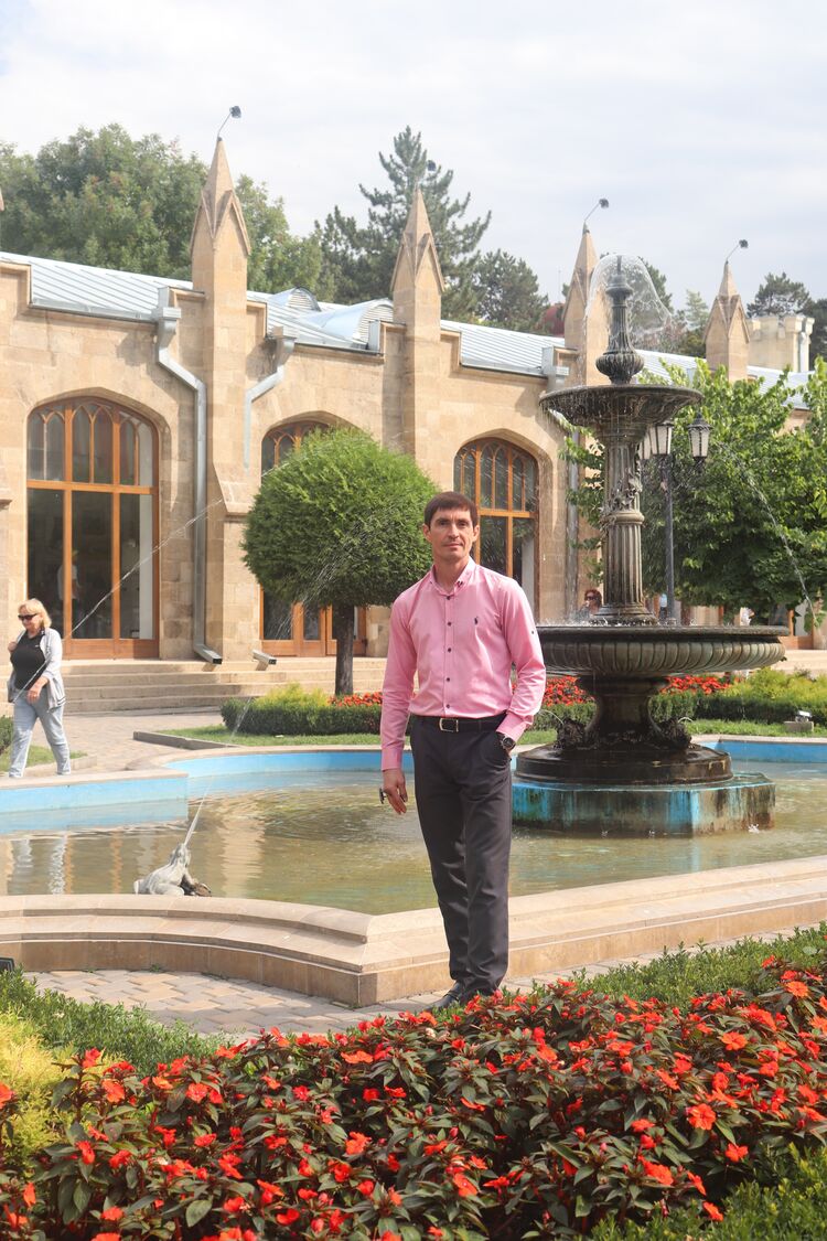  ,   Sergei, 43 ,   ,   , 