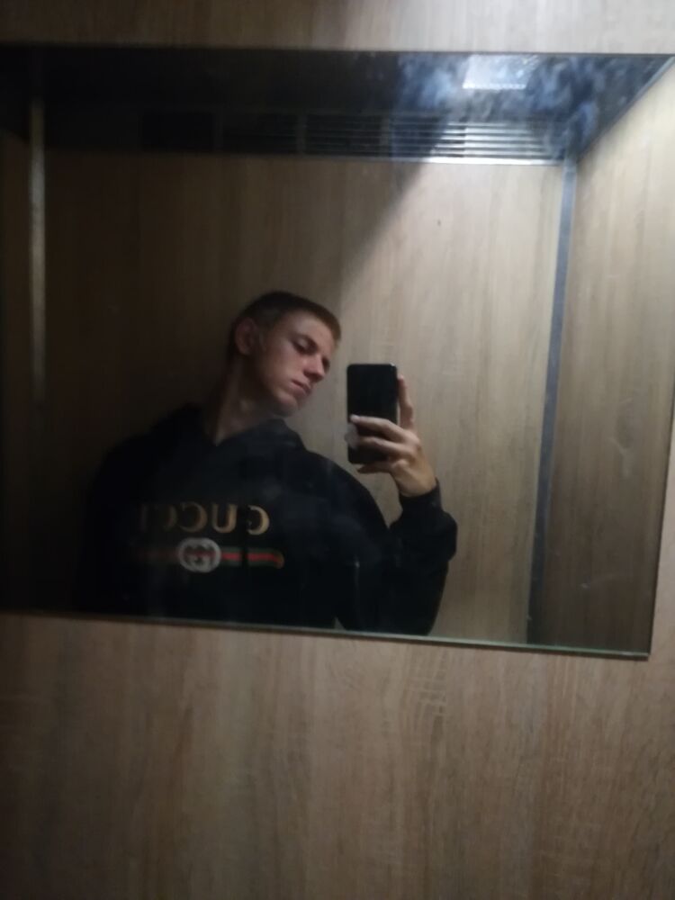  46042679  , 20 ,    