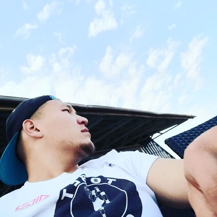  18613909  Baursak, 30 ,    