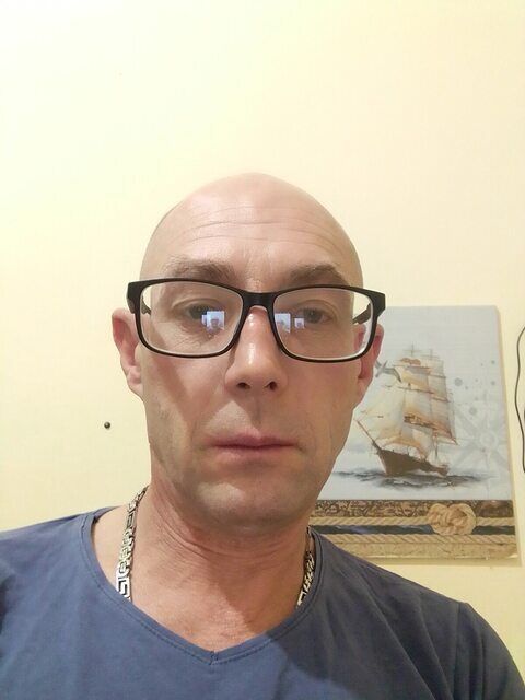  46053849  , 49 ,    
