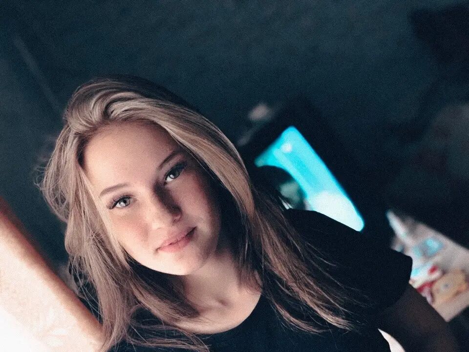  ,   Yulia, 25 ,   ,   