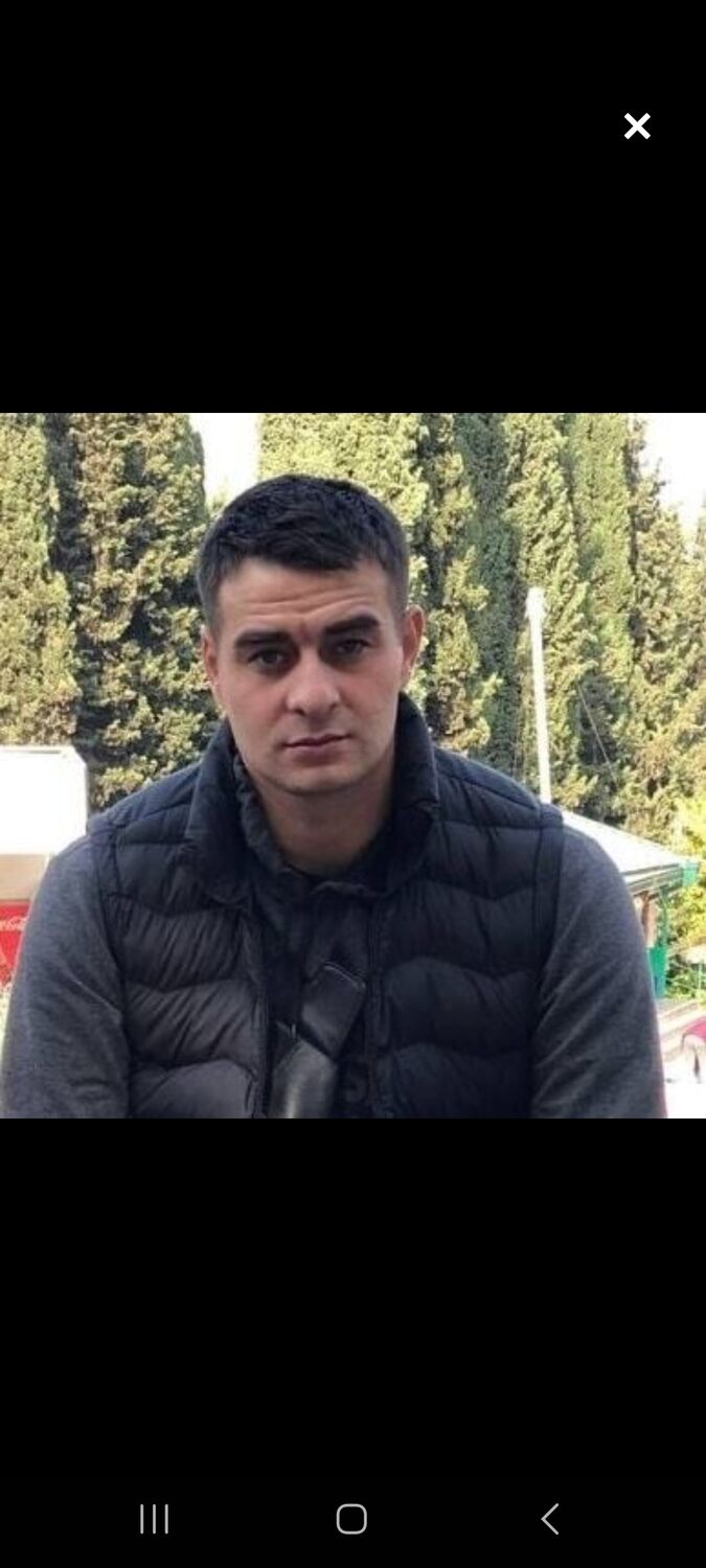  41598689  Artur, 32 ,    