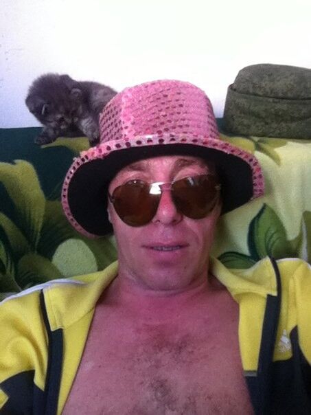  6419689  Dmitrii, 46 ,    