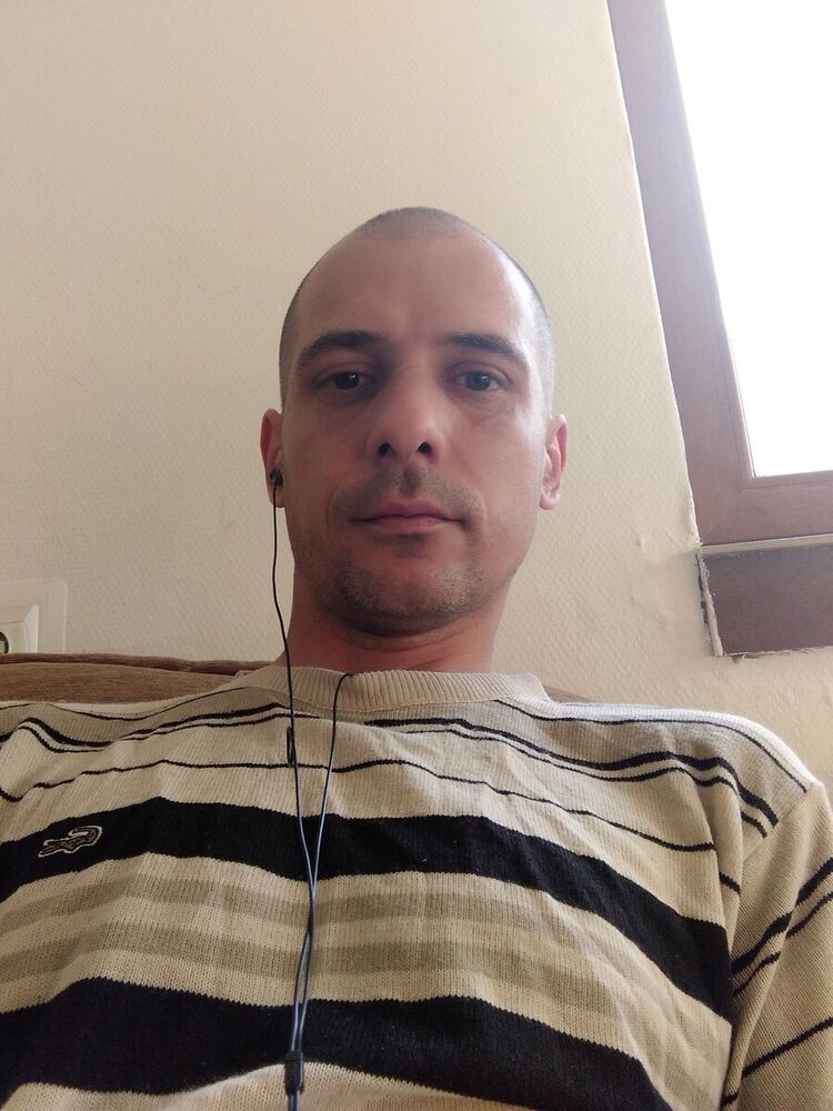 ,   Alex, 40 ,   ,   , c 