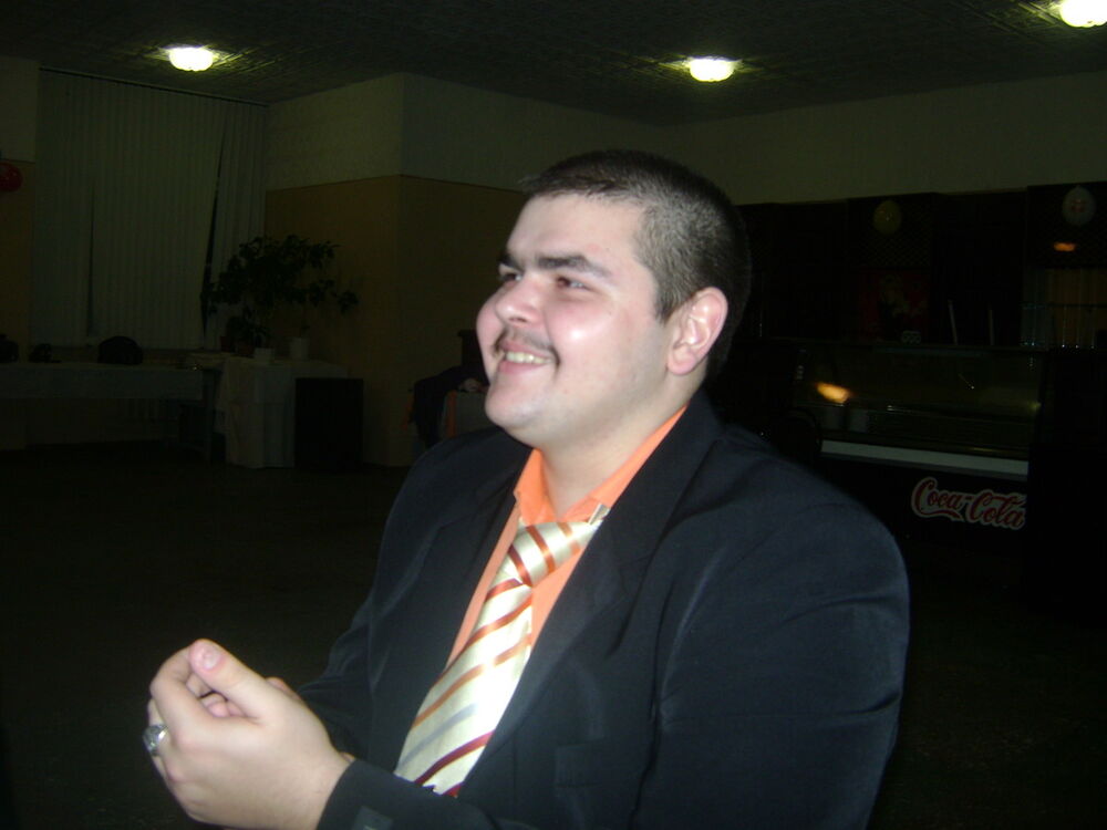  4399789  Artem, 34 ,    
