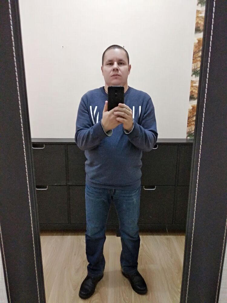  -,   Nik, 41 ,   ,   