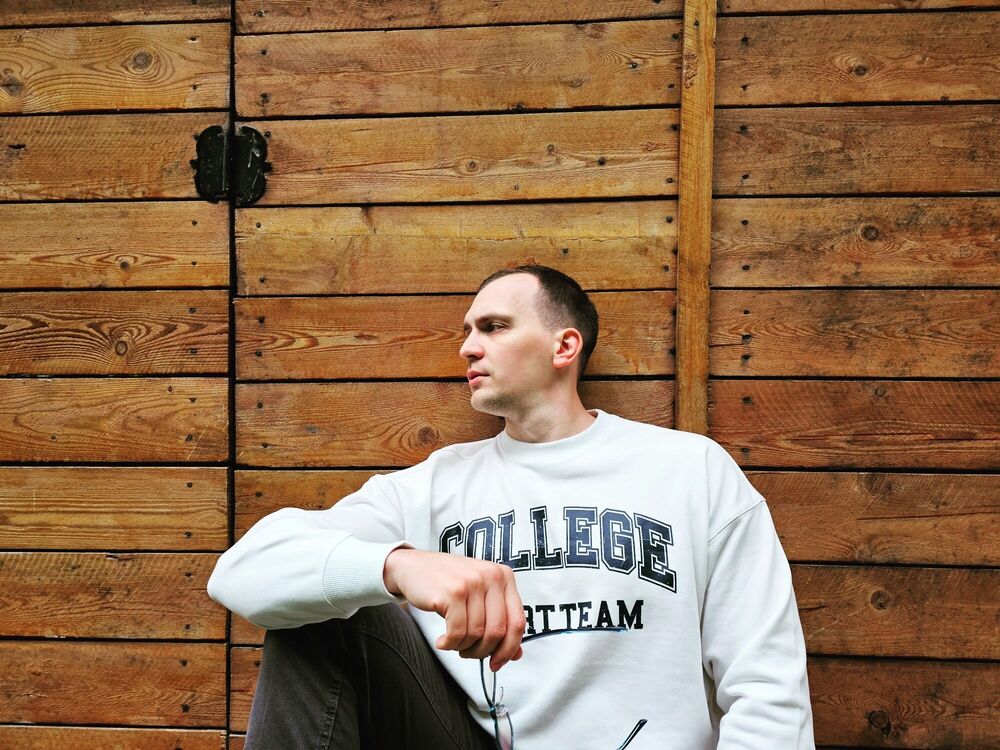  -,   Konstantin, 32 ,  
