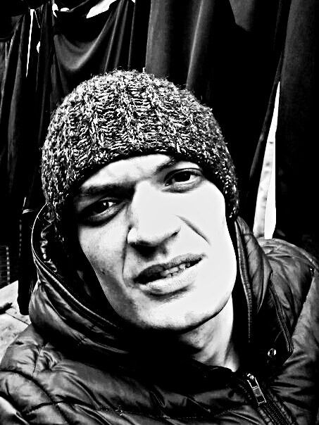  ,   Ievgenii, 39 ,   ,   , c 