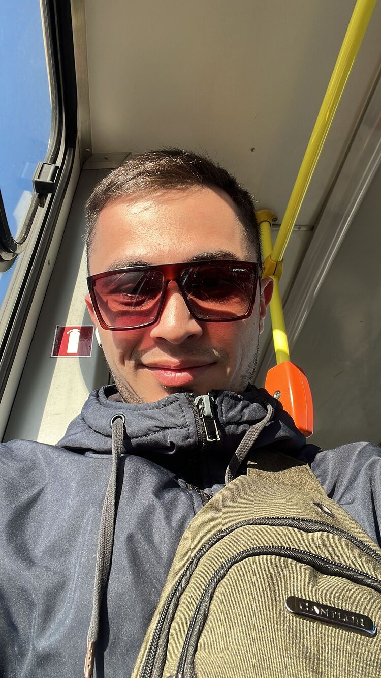  36767899  , 31 ,    -