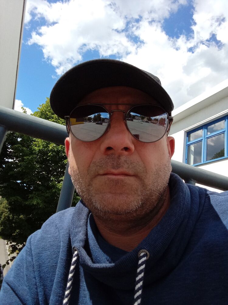  Duisburg,   Zaxar, 43 ,   ,   , c 