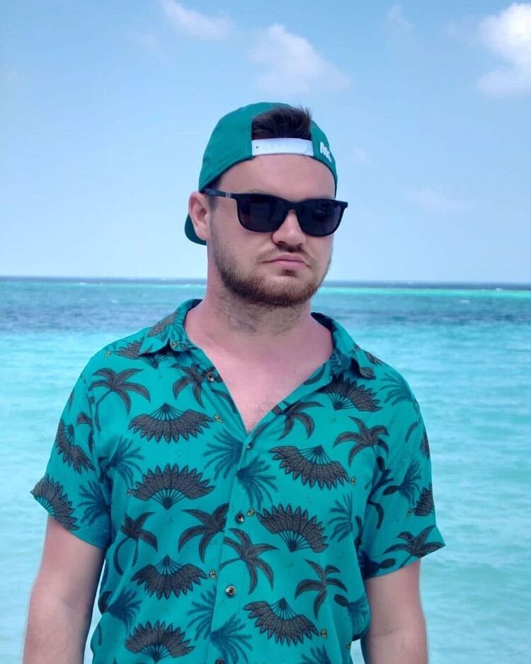  ,   Roman, 28 ,   ,   , c , 