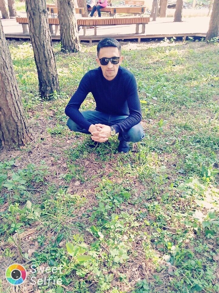 33277269  Joniy, 30 ,    