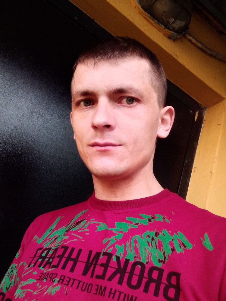  ,   Bogdan, 31 ,   ,   