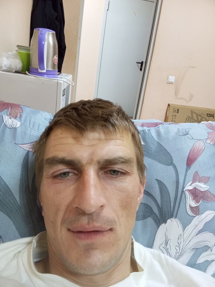  46558849  , 32 ,    
