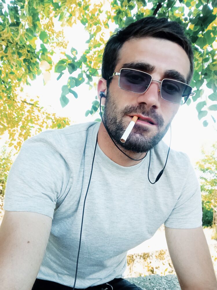  24065219  Gio, 27 ,    