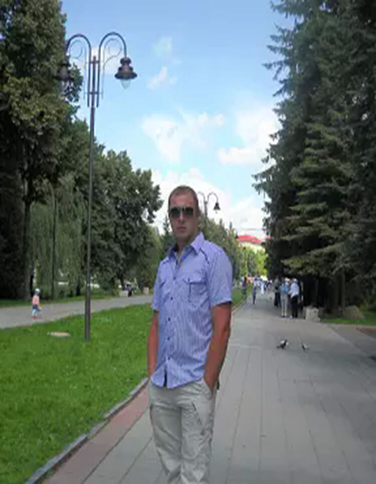  ,   YURA, 44 ,   ,   , c 