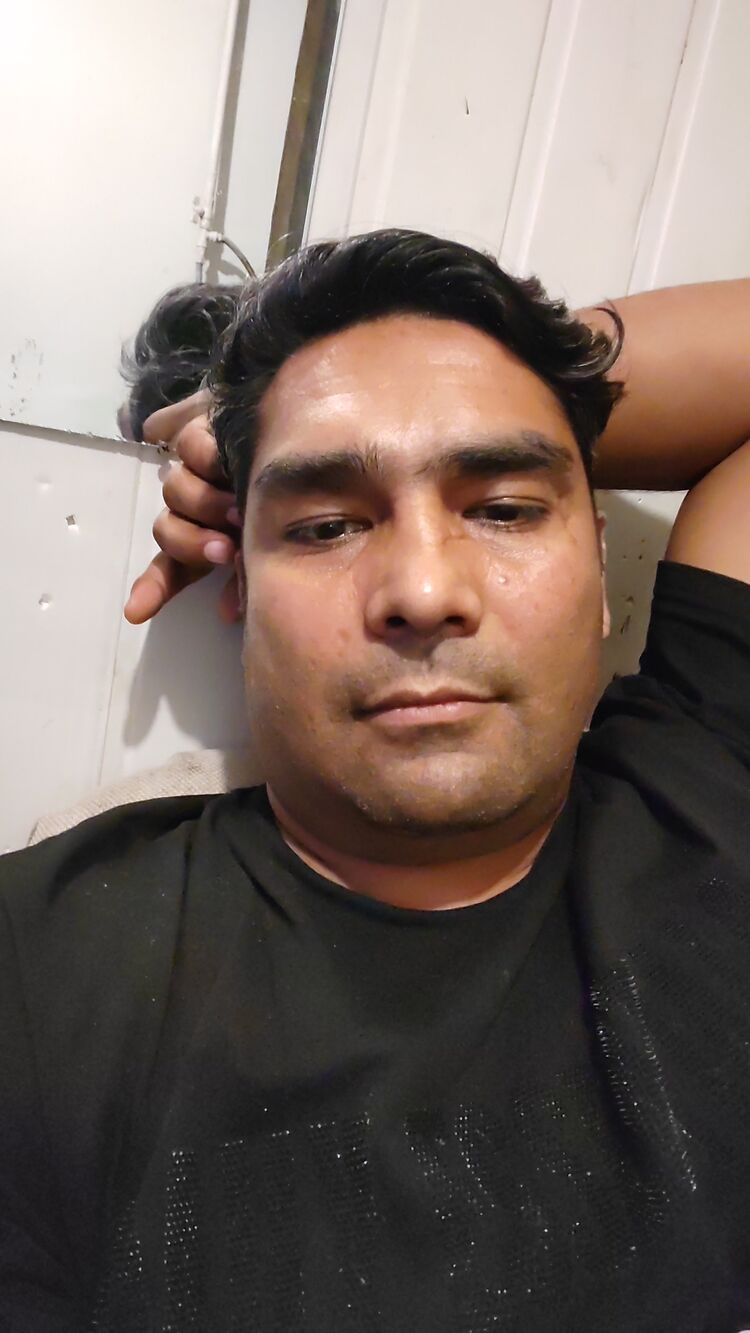  50129349  Joni, 43 ,    