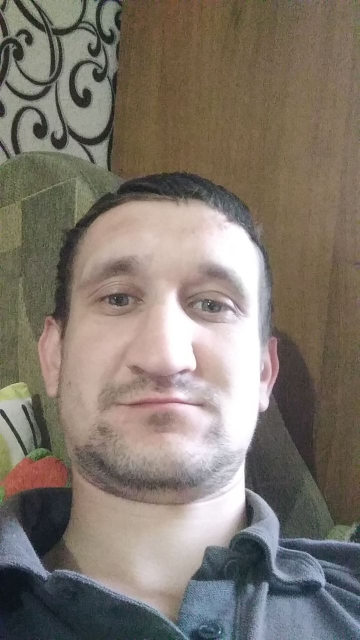  26393589  ndrej, 34 ,    