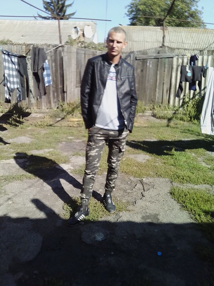  13723069  Tolik, 33 ,    