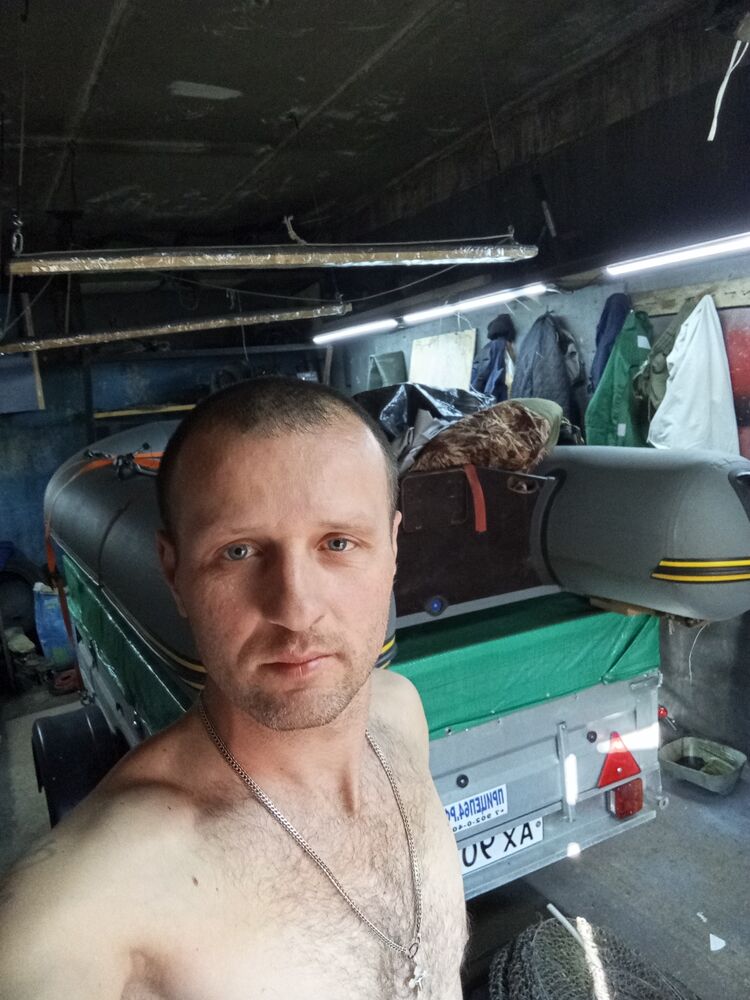  43878379  , 36 ,    