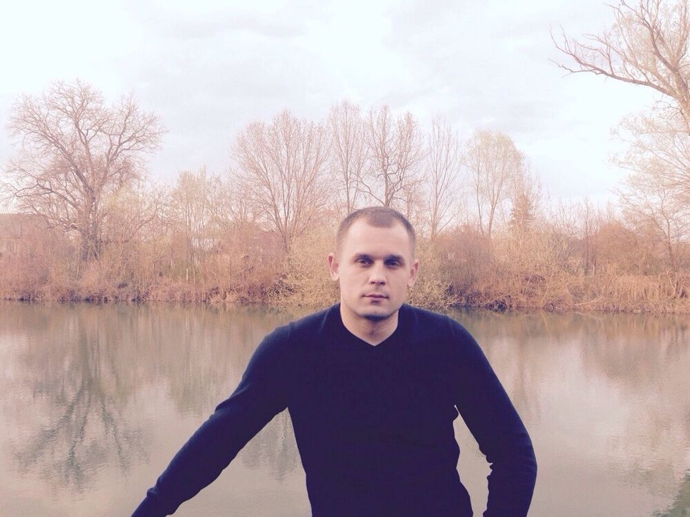  ,   Aleksandr, 37 ,   ,   , c 