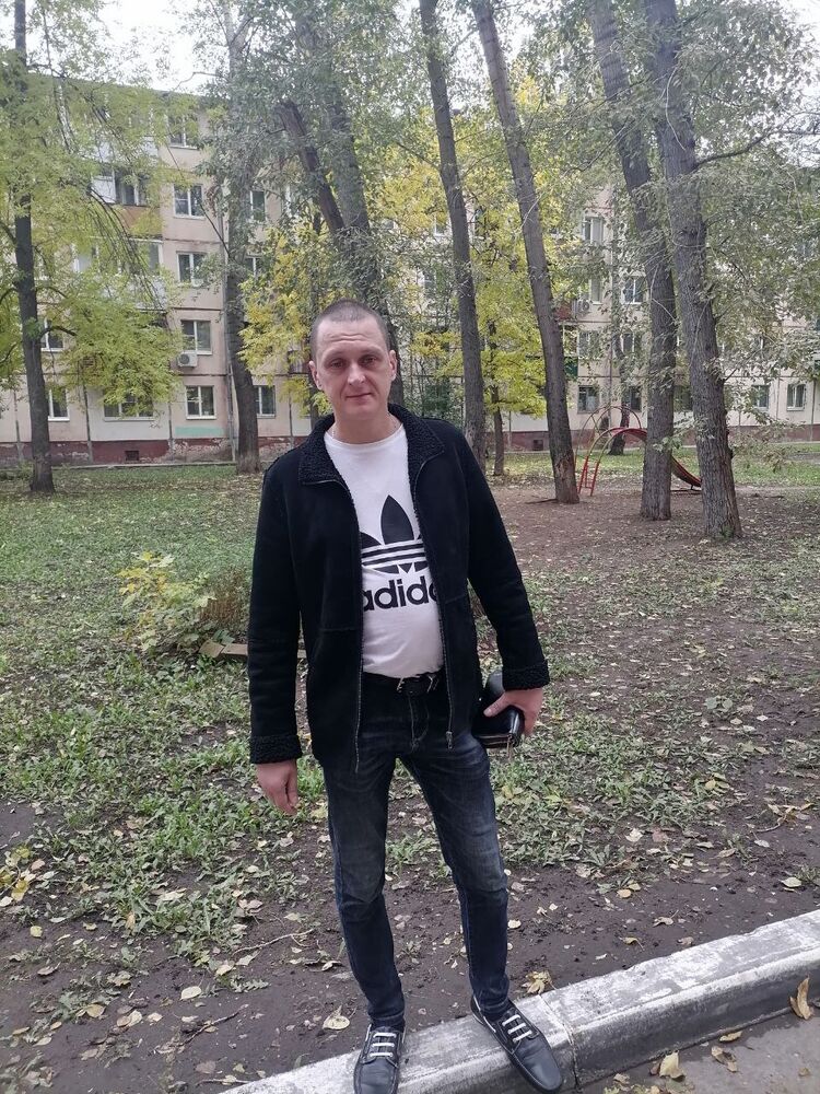  39428929   , 43 ,    