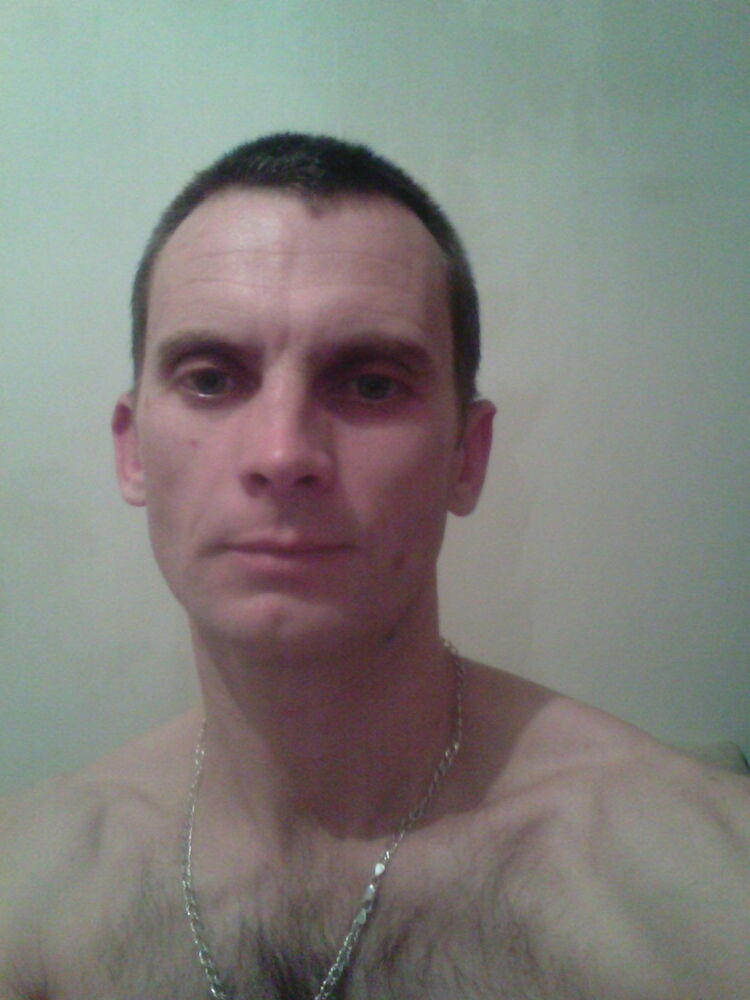  8504419  Denis, 43 ,    