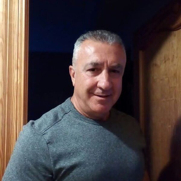  45852169  Louisfrank, 54 ,    