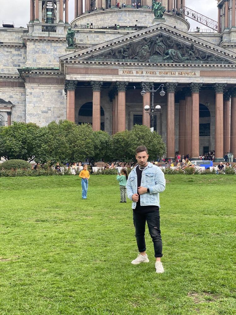  ,   Anton, 25 ,   ,   