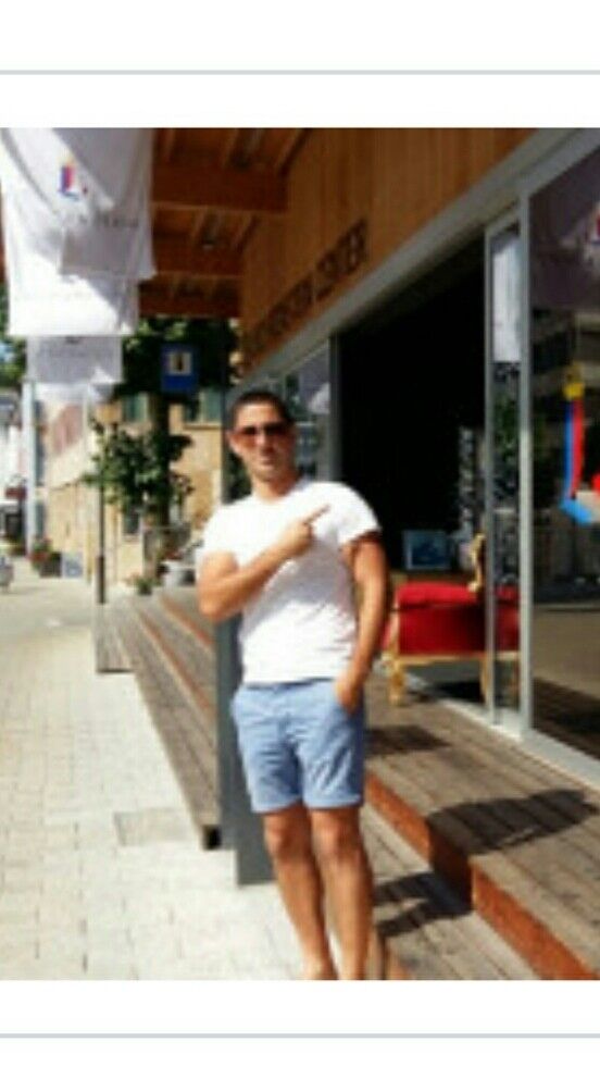  14749659  Zoltan, 45 ,    
