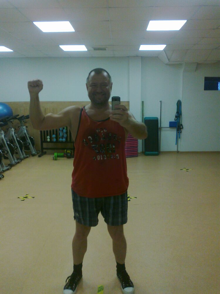  22901909  Aleks, 59 ,    -