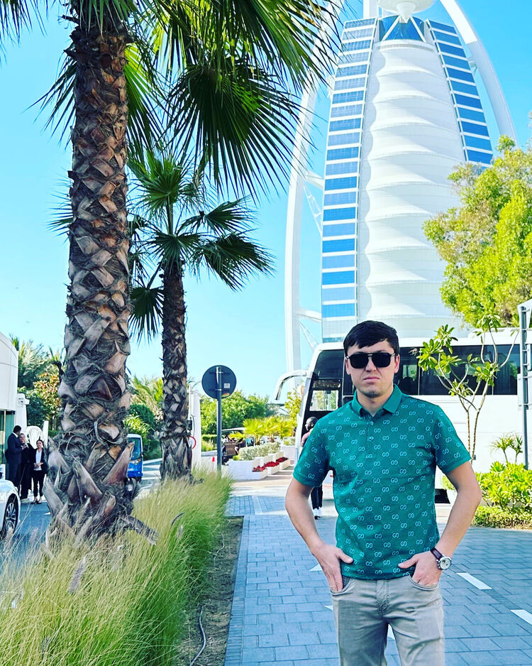  ,   Ruslan, 28 ,   ,   