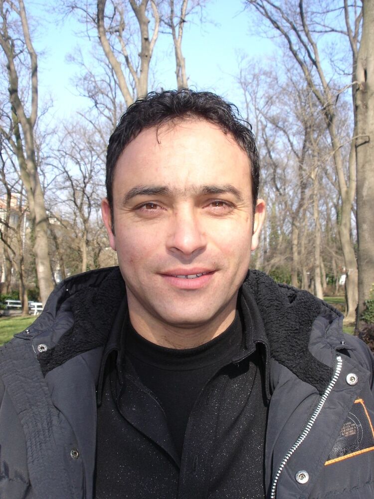  Pleven,   Anatoli, 47 ,     , c 