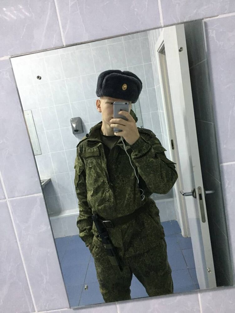  48329719  , 21 ,    