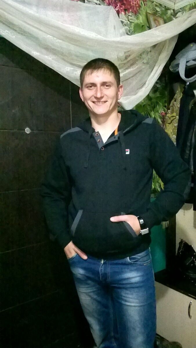  ,   RUSLAN, 33 ,   