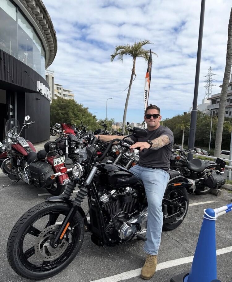 ���� 55319919 ������� LEO T, 42 ����, ���� ���������� � ������