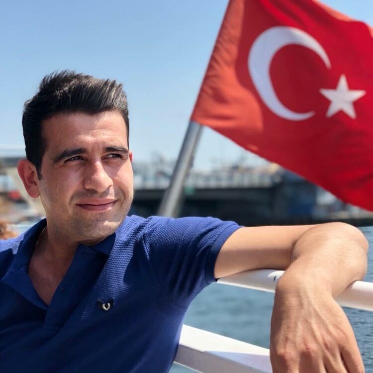  45664829  Metin, 35 ,    
