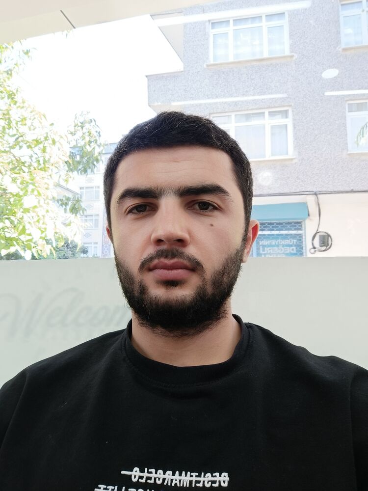 46458409  Karadag, 27 ,    