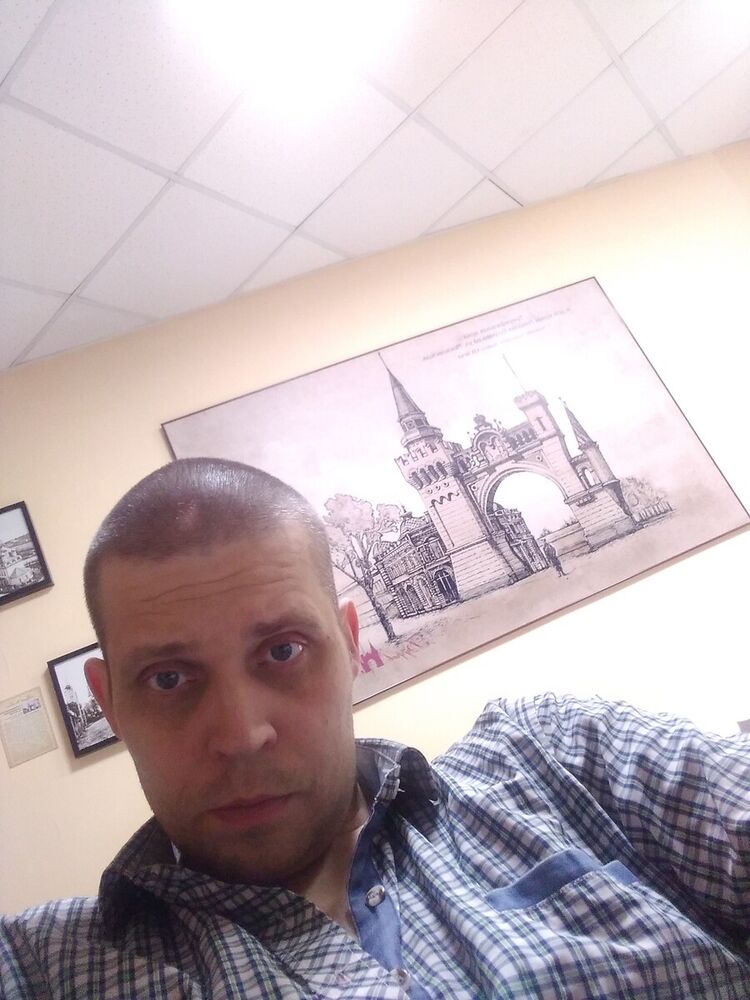  ,   Denis, 47 ,   ,   , c 