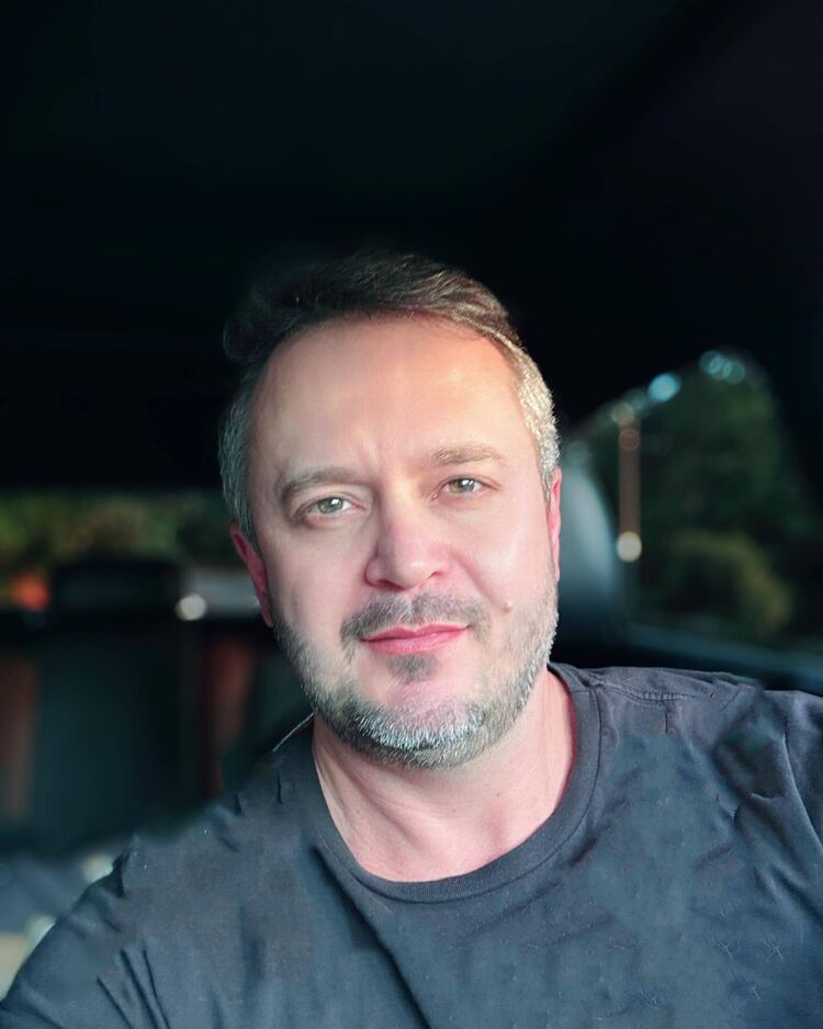  --,   , 38 ,     , c 