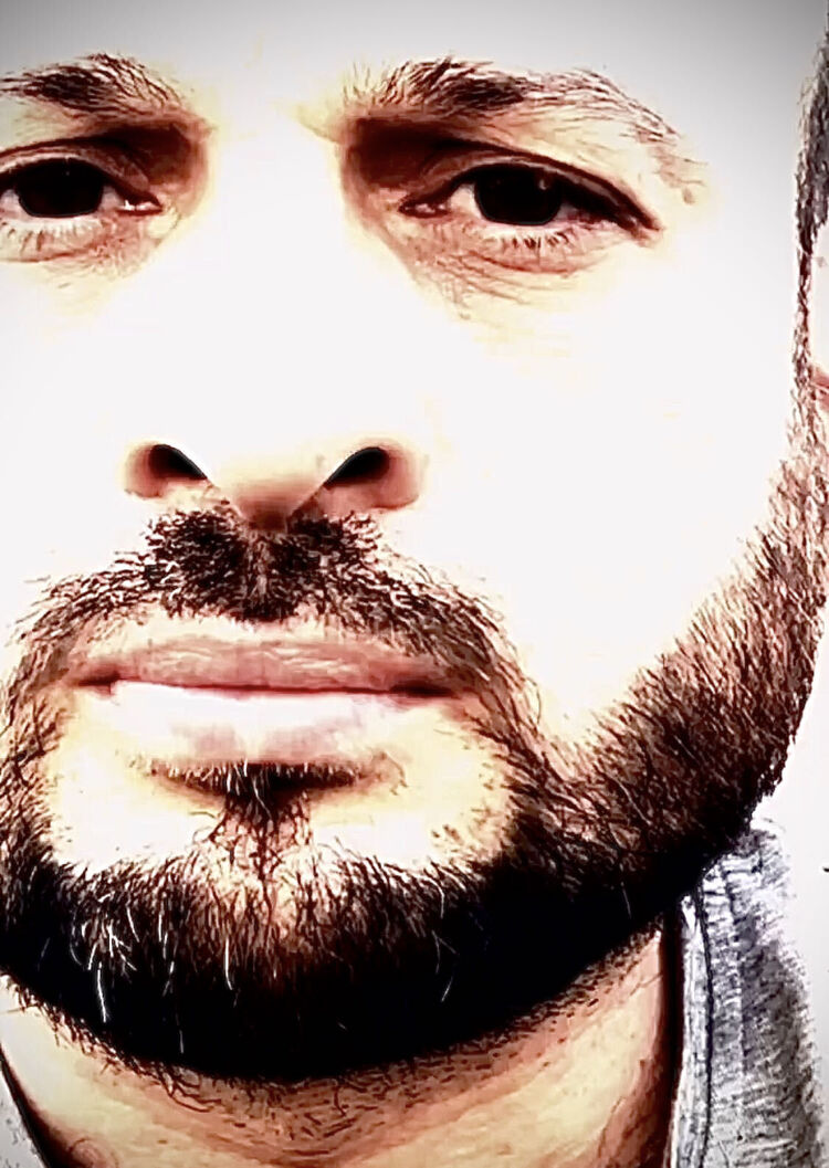  37948969  EMIR TURK, 39 ,    