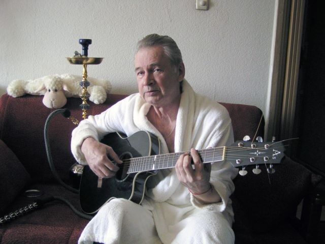  ,   , 76 ,   ,   , c 