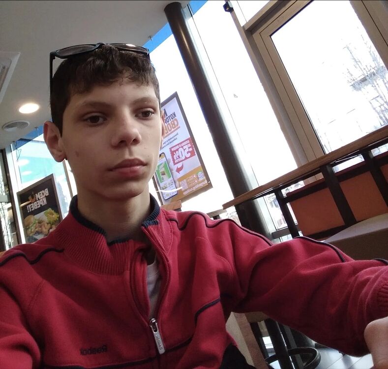  34256719  , 22 ,    