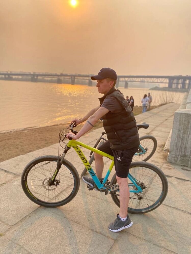 ���� 37670689 ����� ������, 24 ����, ���� ���������� � ������������