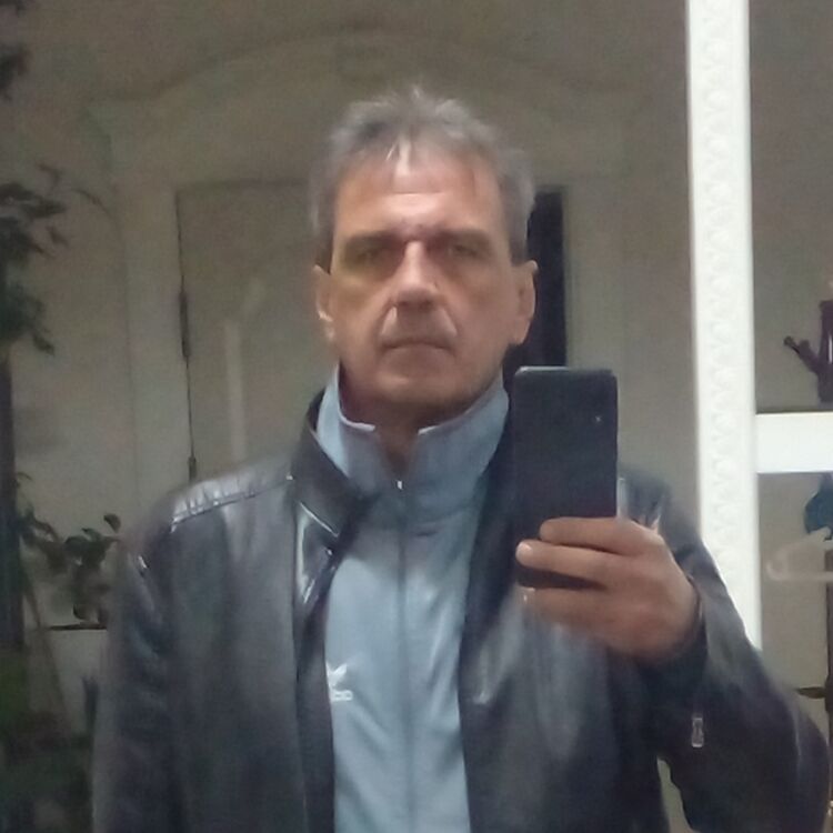  50242899  , 48 ,    